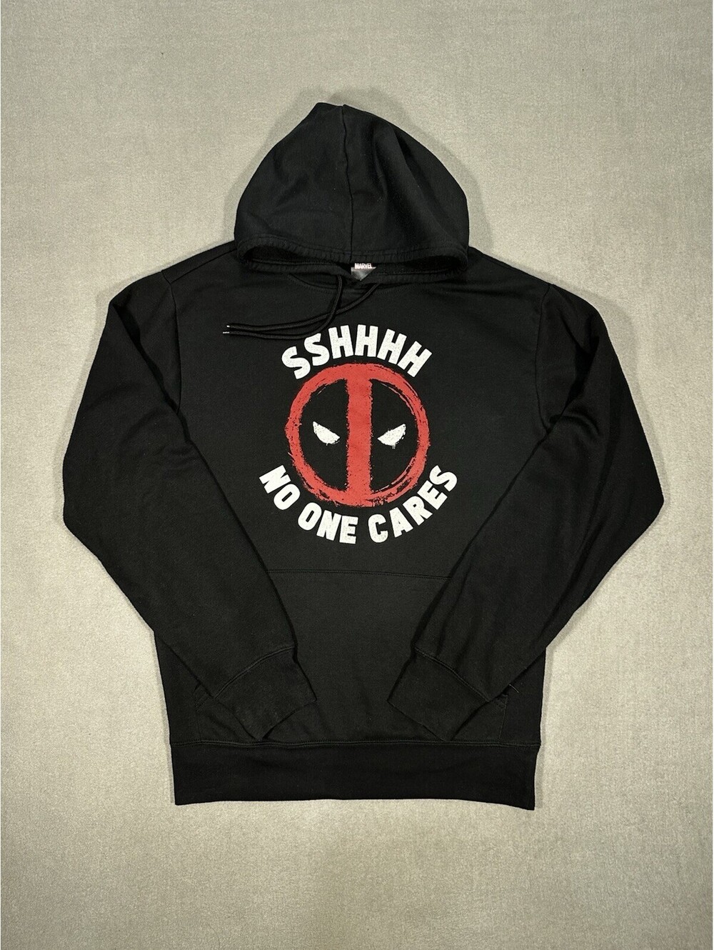 Marvel Deadpool Men’s Small Black Graphic Pullover Hoodie Sshhh No One Cares